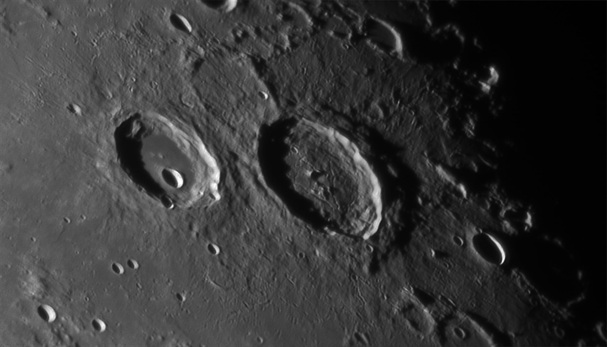 Lunar images by Sean Walker, use 12.5″ f/5.1 Newt + Mars-M (IMX290)